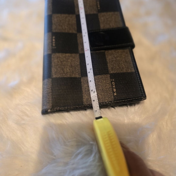 Authentic Fendi wallet - Picture 9 of 11